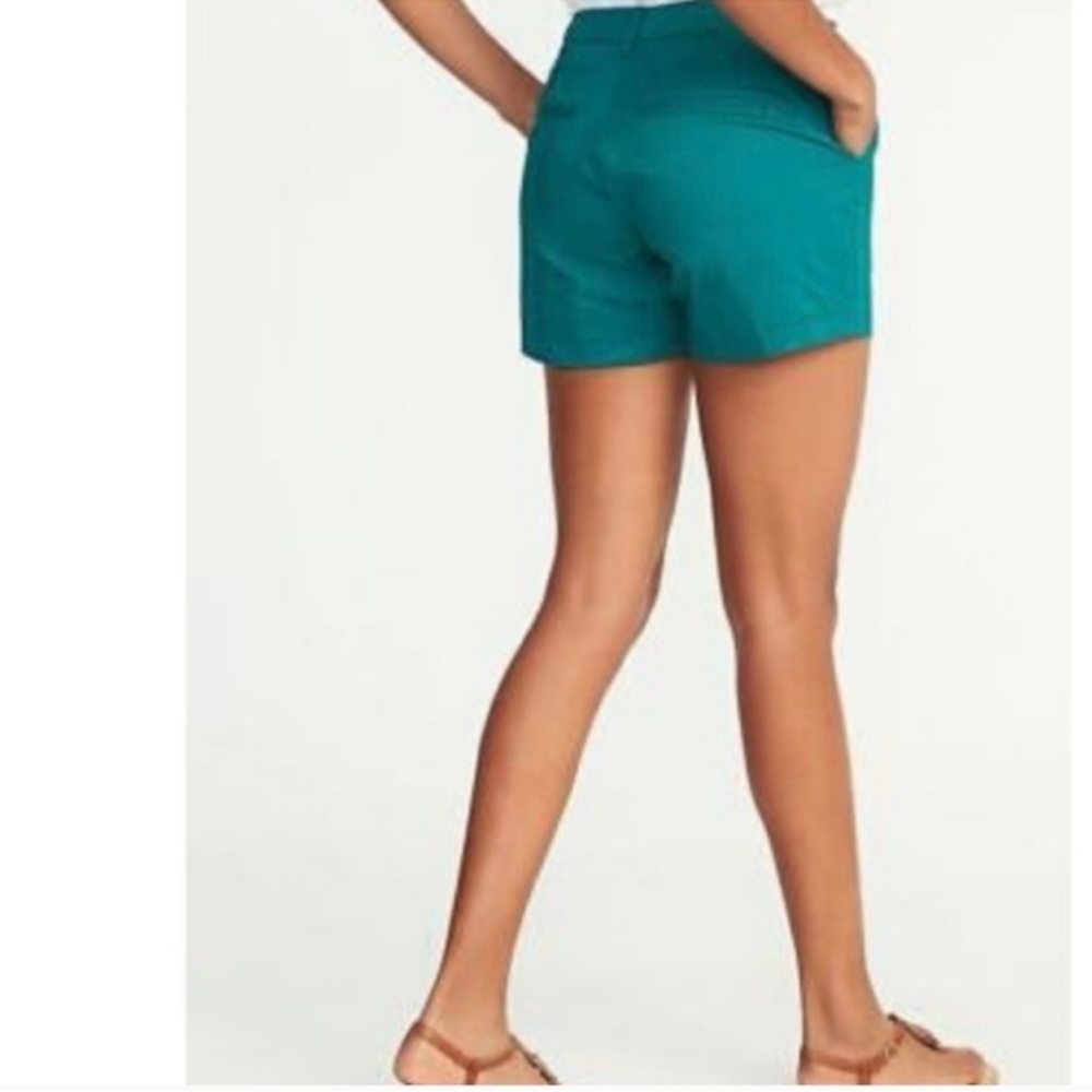 Women’s old navy mid rise teal everyday shorts
